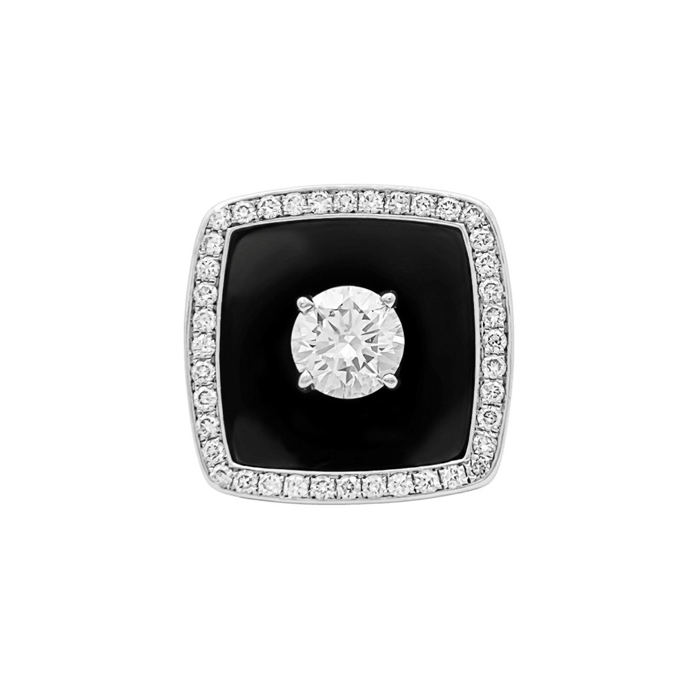 Bague Chanel, "Nuit Noire", or blanc, émail, diamant 1,01 carat.