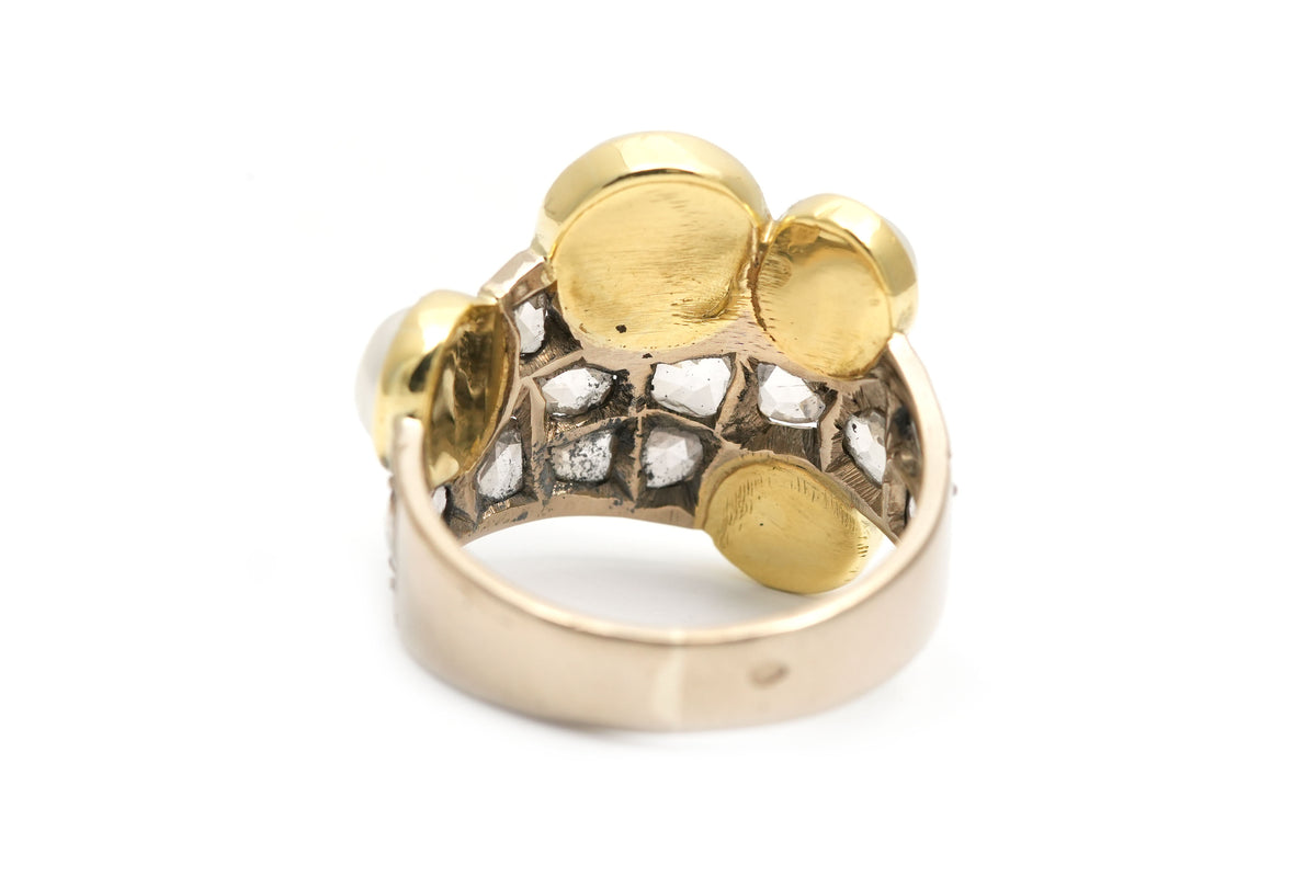 Bague Cocktail en or jaune, perles et diamants