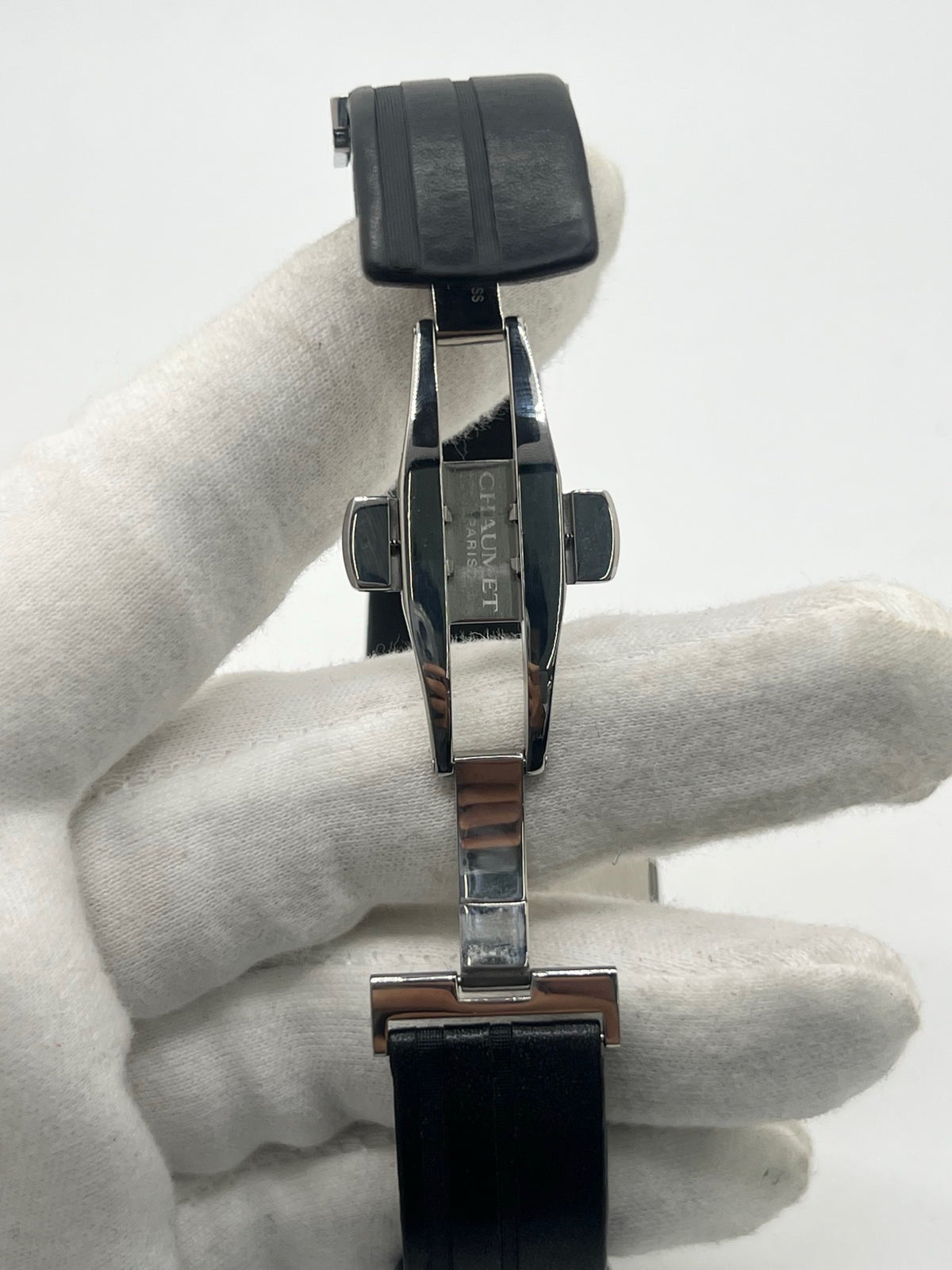 Montre CHAUMET "Dandy" en acier et cuir