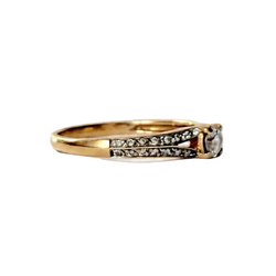 Bague Solitaire en or jaune et diamants