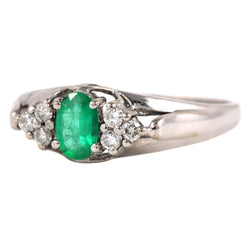 Bague Trilogie en or blanc, émeraude et diamants