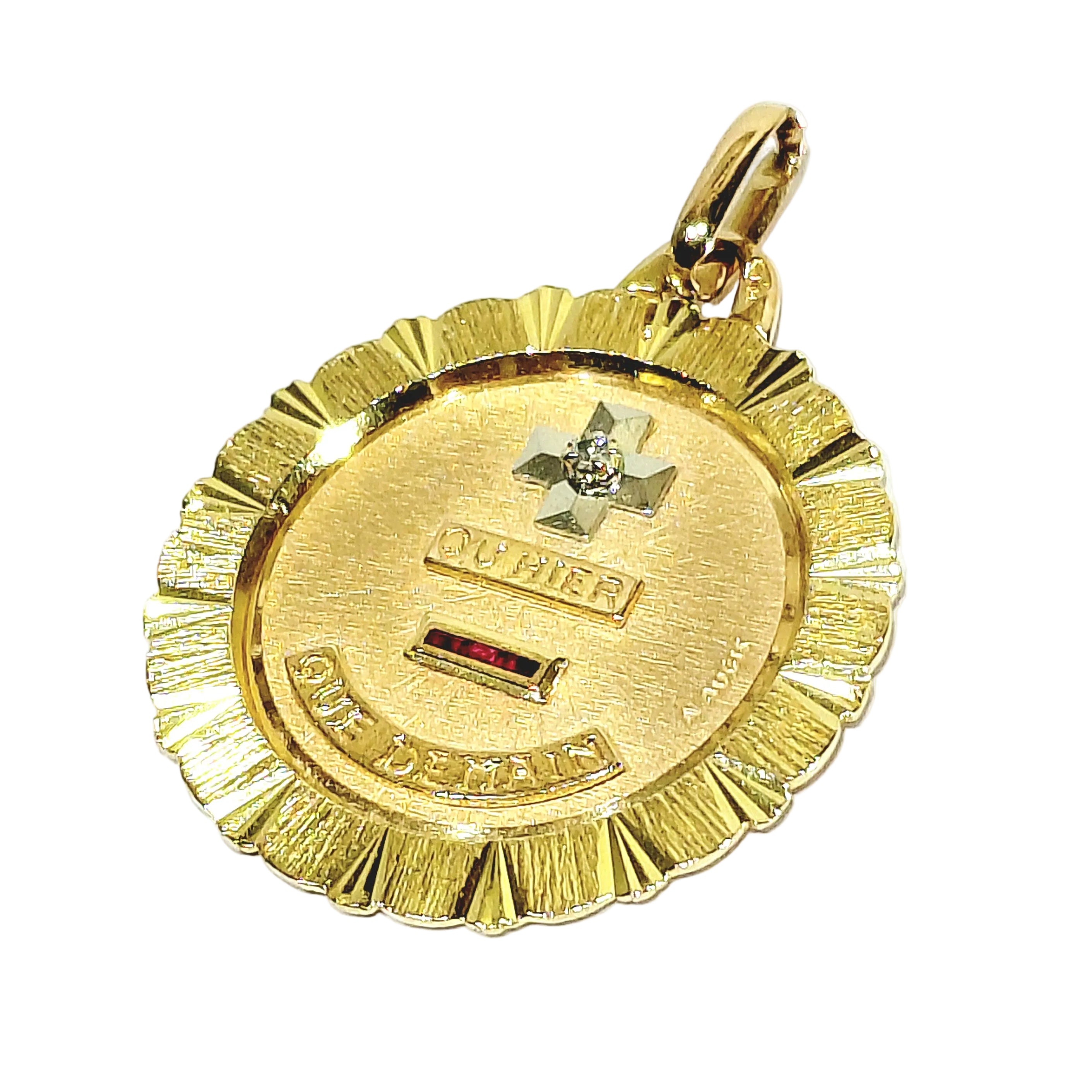 Médaille AUGIS en or jaune, or rose, rubis et diamant