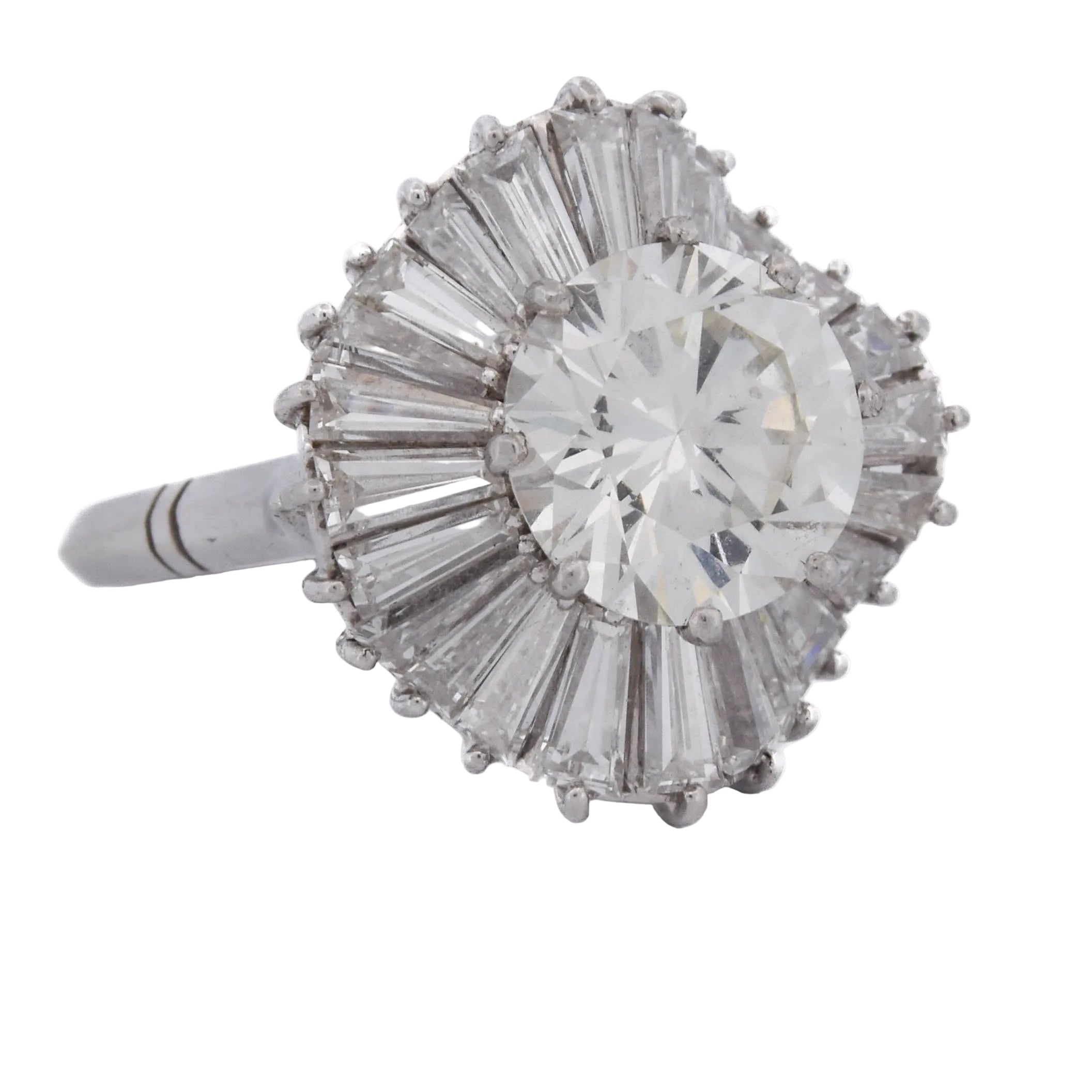 Bague Entourage en platine et diamants