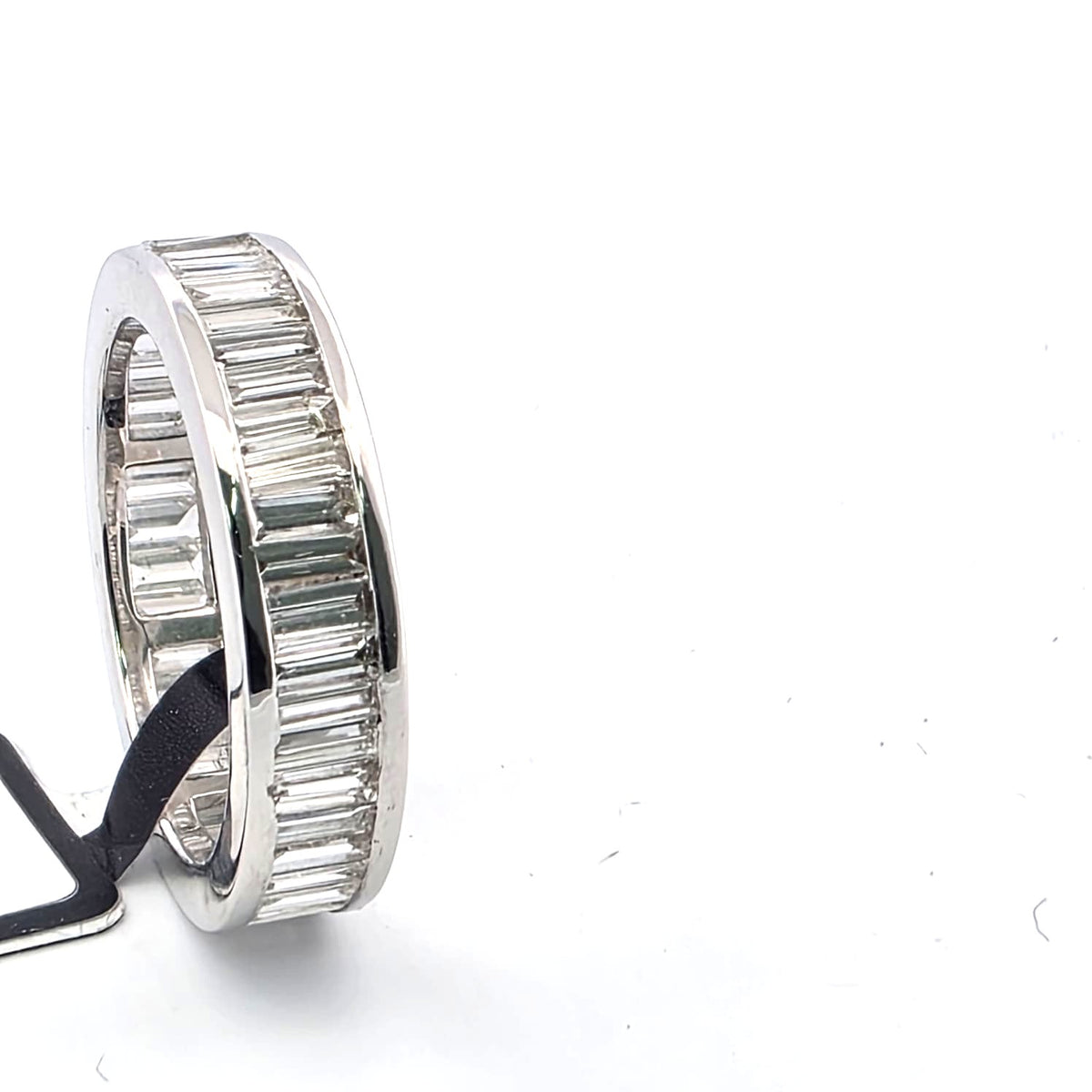 Bague Alliance en or blanc et diamants