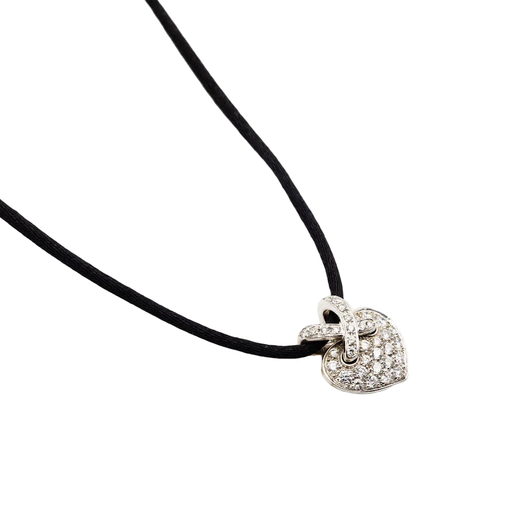 Collier Pendentif CHAUMET "Liens Coeur" en or blanc et diamants