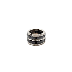 Bague CHANEL "Ultra" en or blanc, céramique noire et diamants