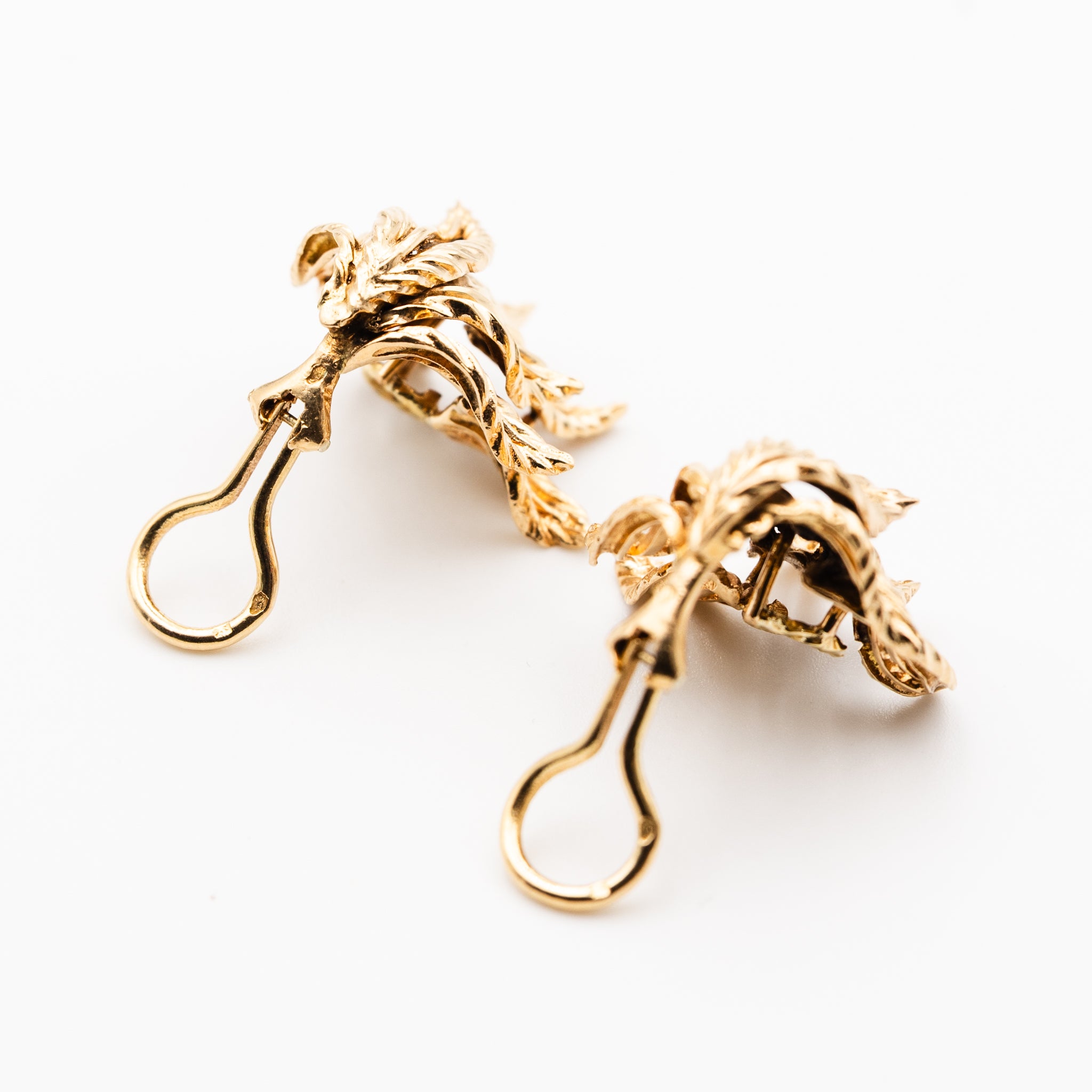 Earrings Vintage foliage in yellow gold