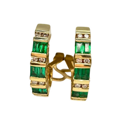 Boucles d'oreilles Clips en or jaune, émeraudes et diamants