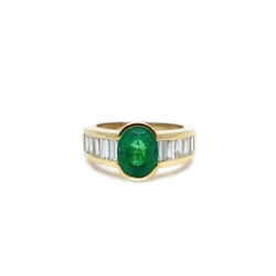 Bague émeraude serti demi-clos