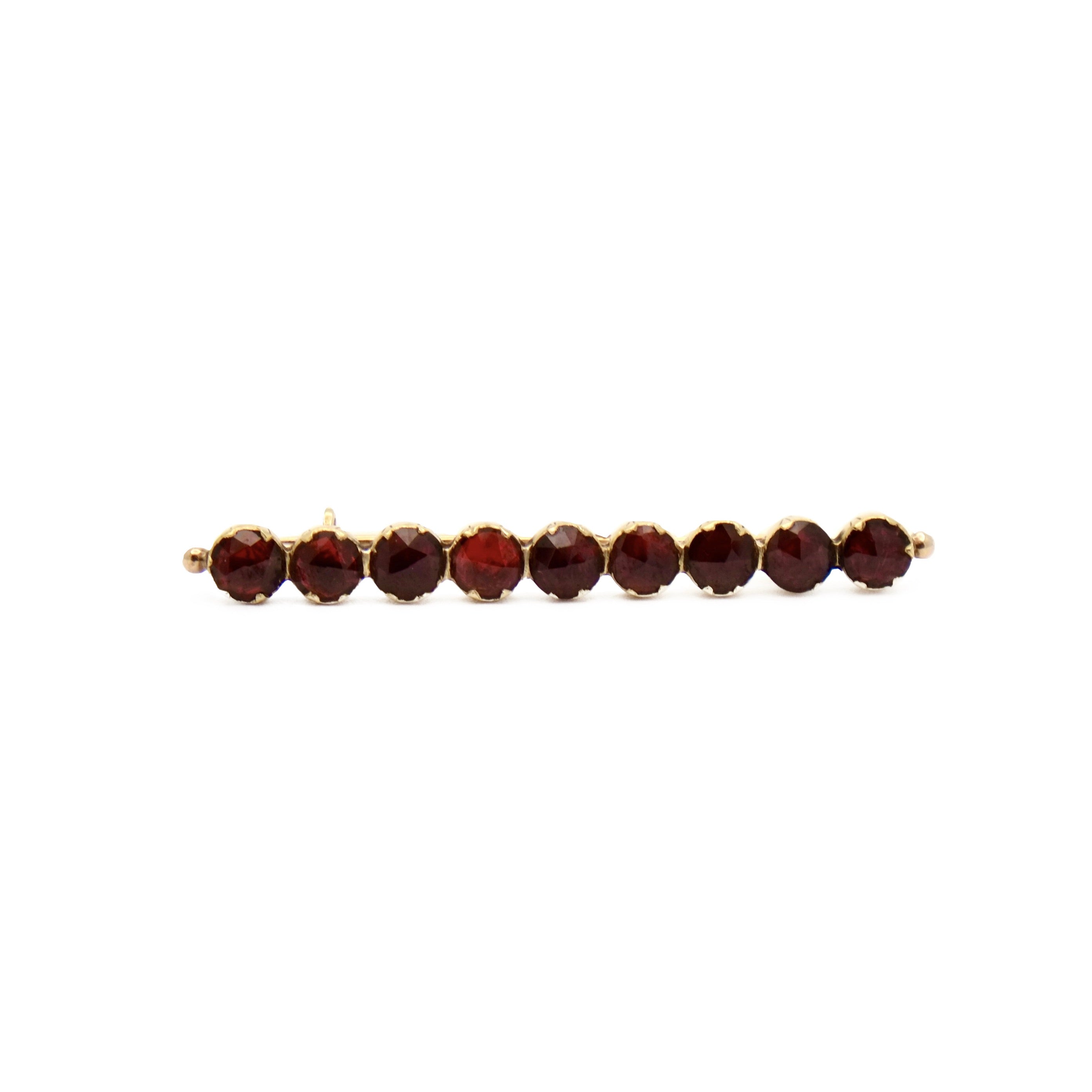 Broche grenats