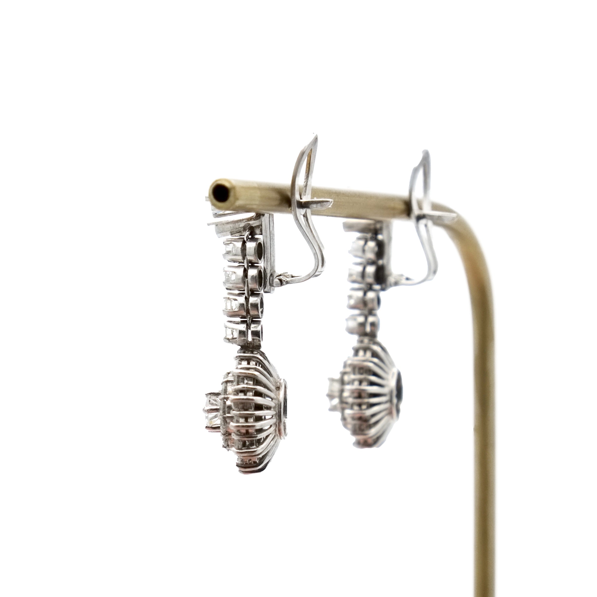 Paire de pendants d'oreilles diamants