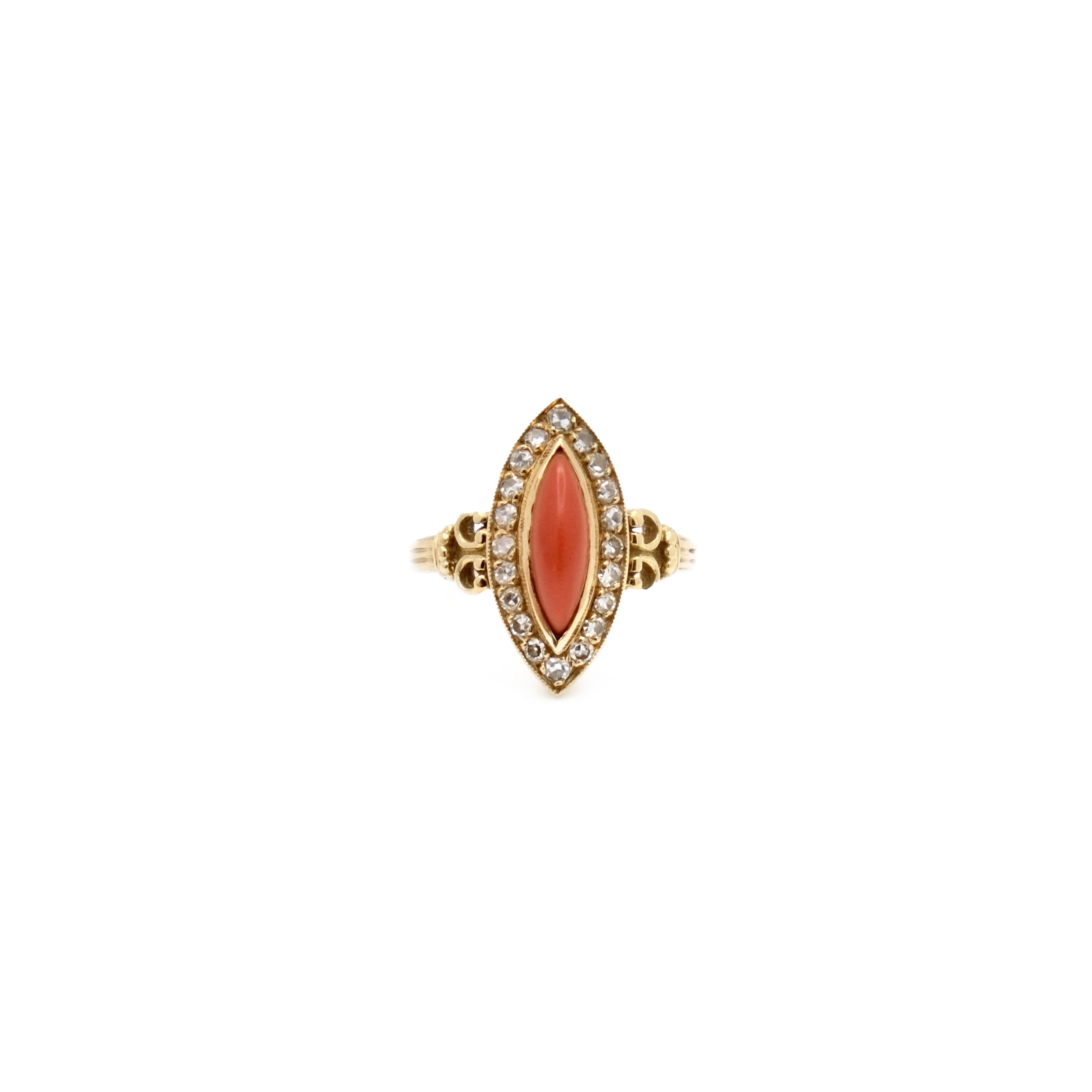 Bague marquise corail