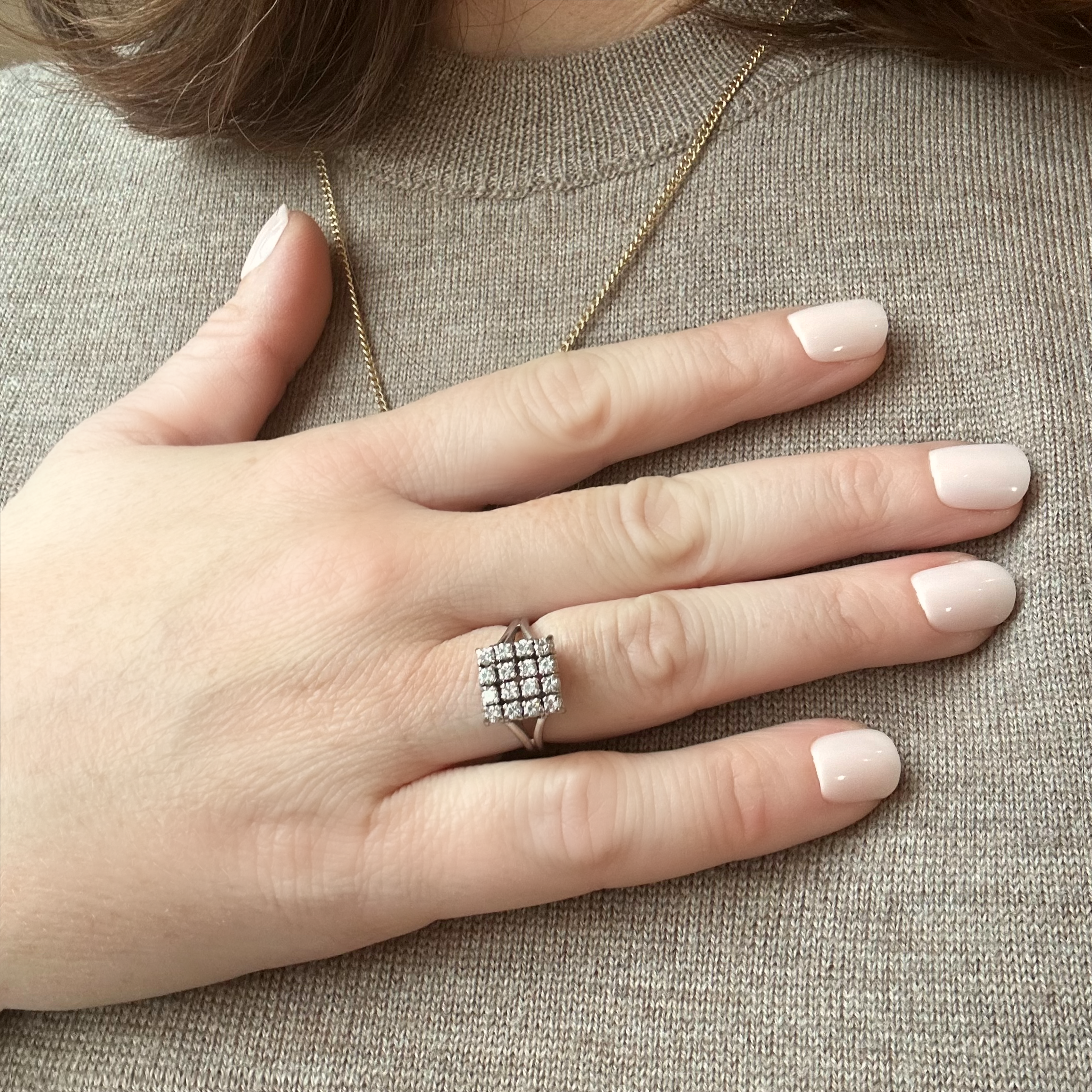 Bague pavage carré diamants