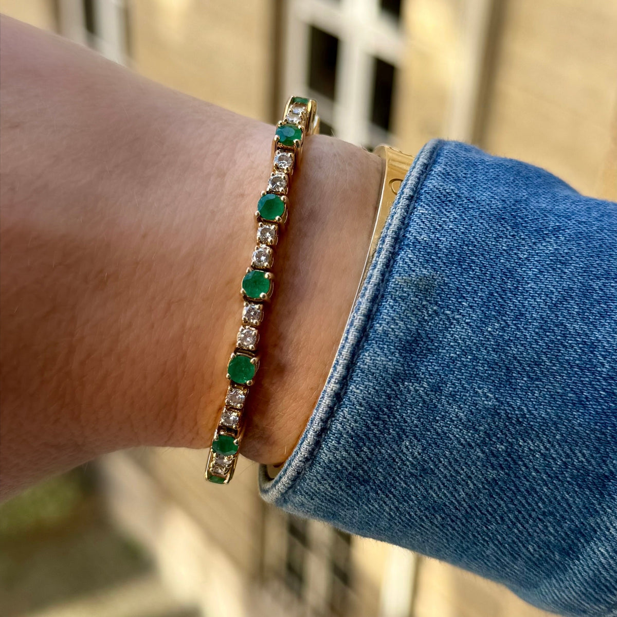 Bracelet émeraudes et ligne de diamants