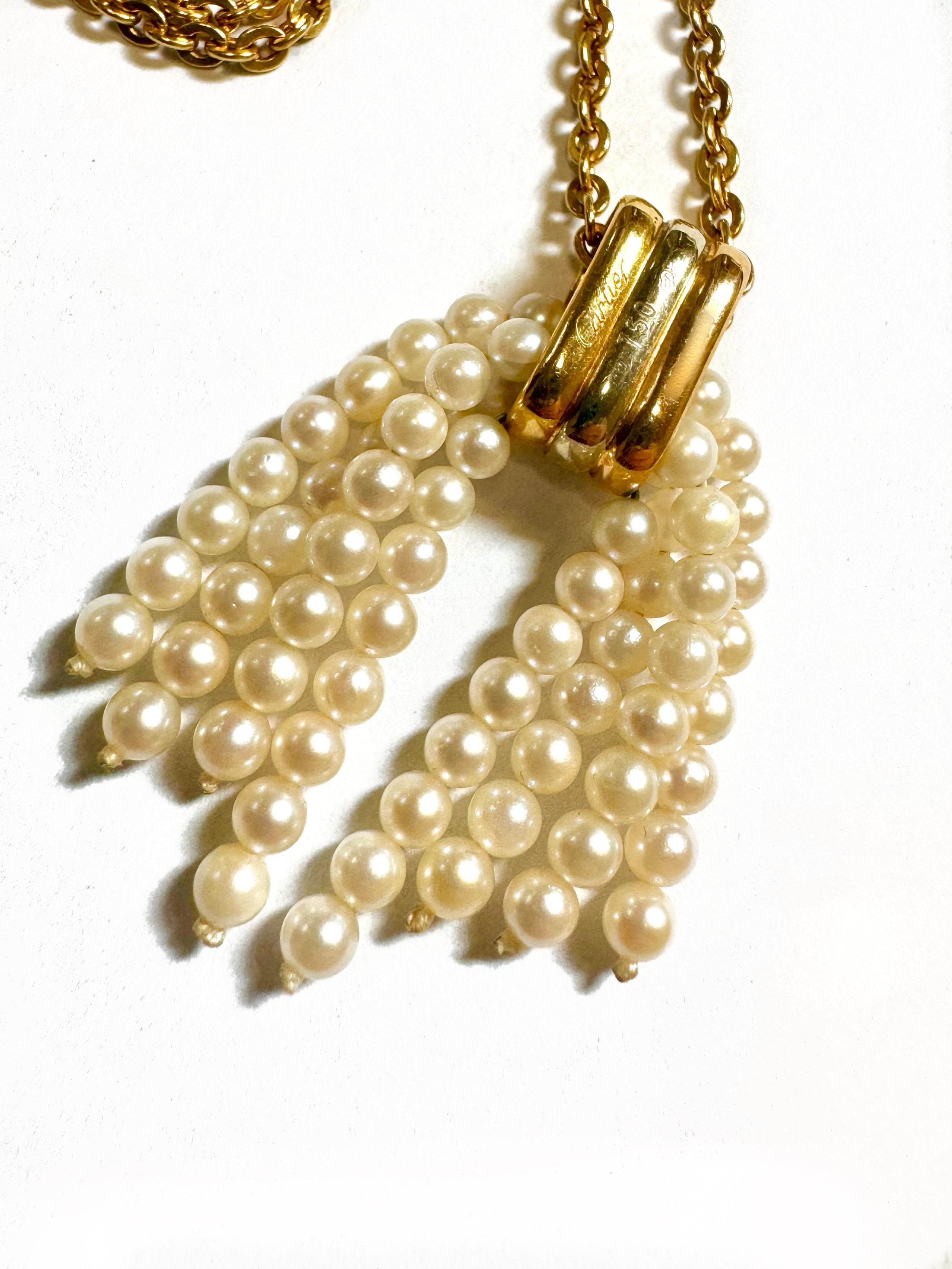 Pendentif pompon de perles de Cartier