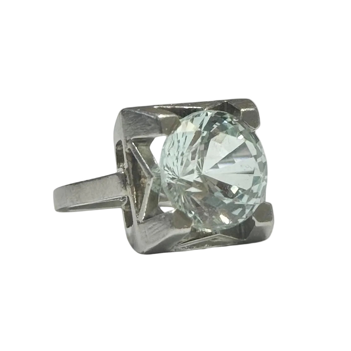 Bague en platine et aigue-marine