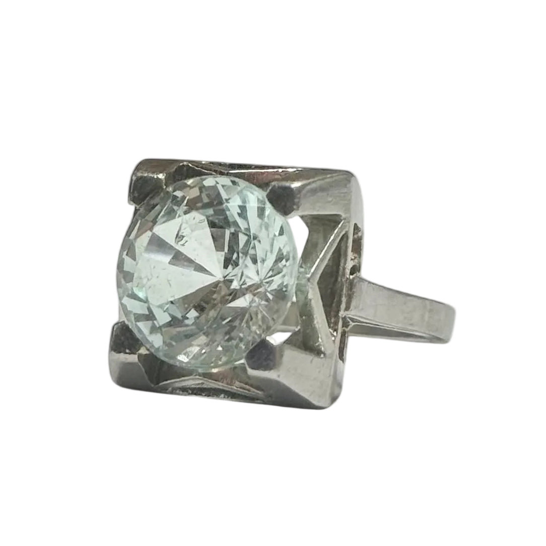 Bague en platine et aigue-marine