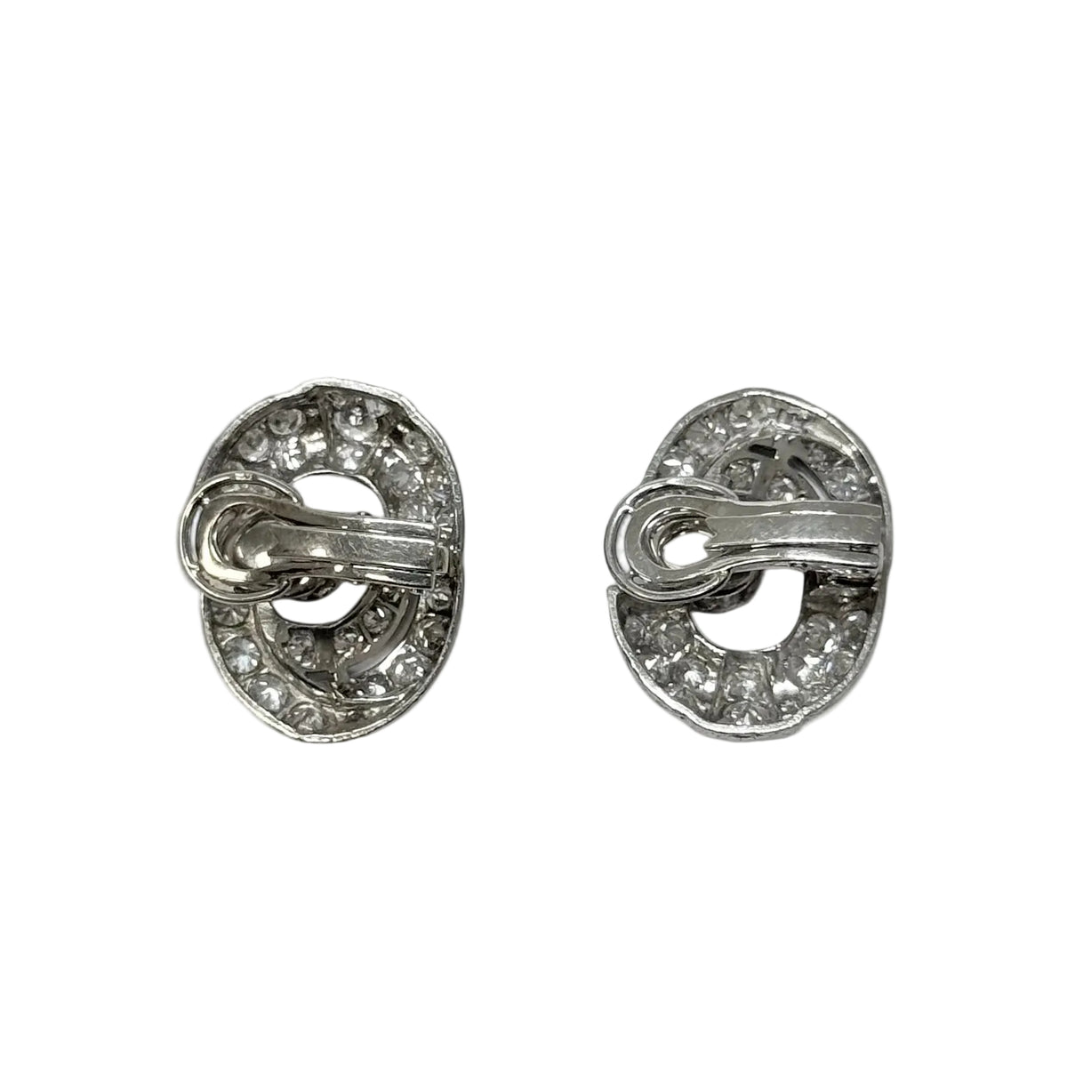 Clips d'oreilles platine et diamants