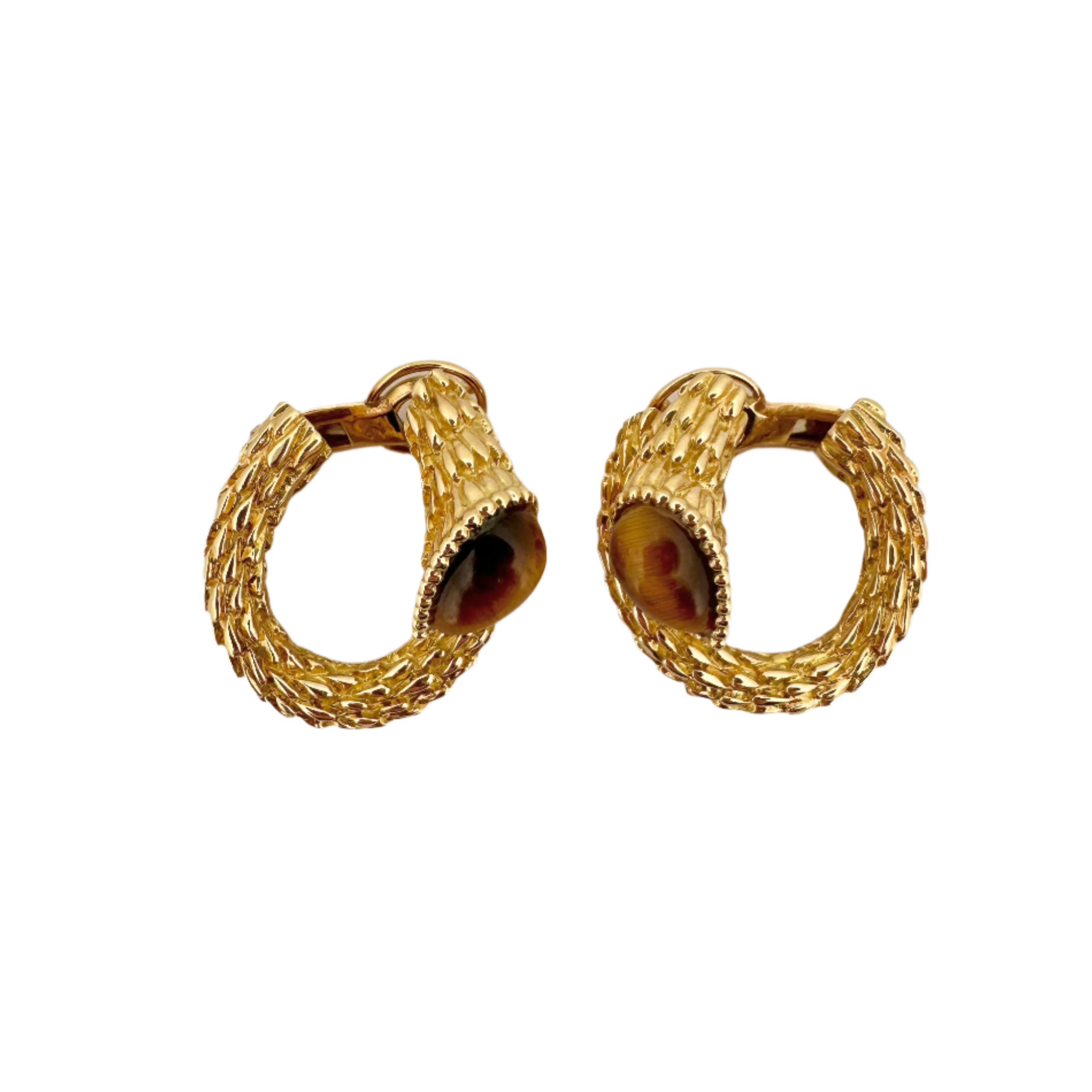 Boucles d'oreilles Clip BOUCHERON Serpent Bohème en or jaune et œil de tigre