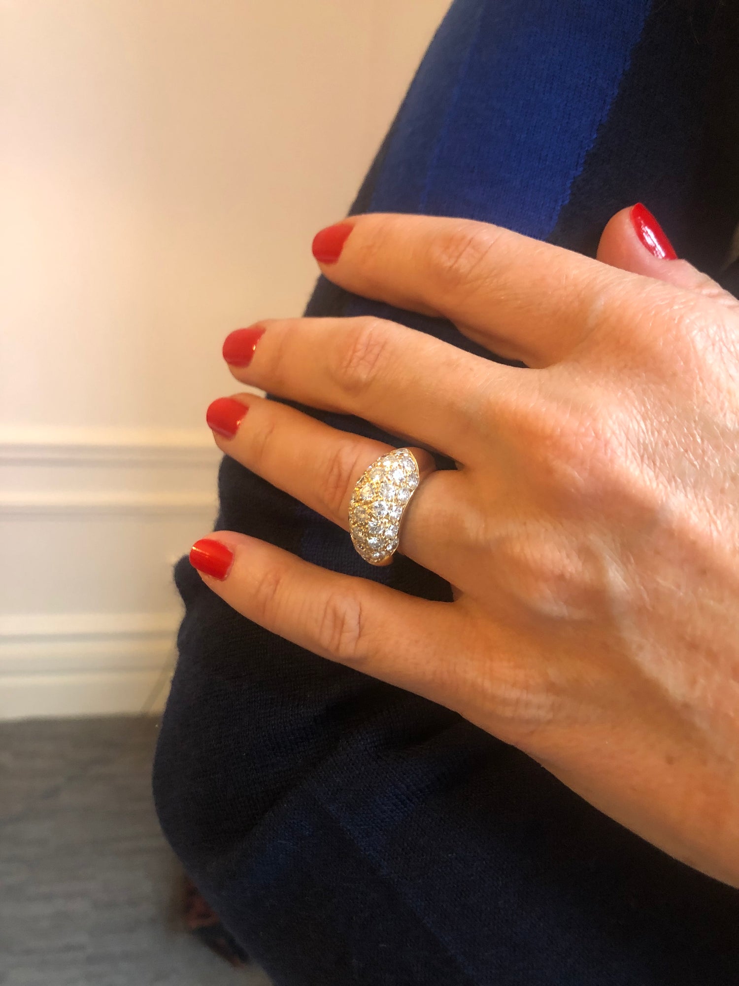 Bague Jonc VAN CLEEF & ARPELS en or jaune pavée de diamants