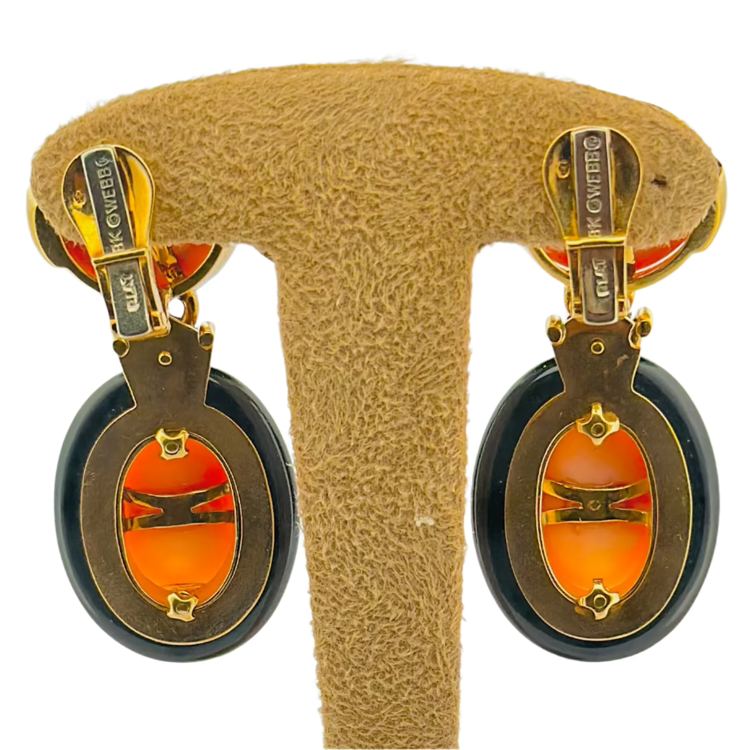Boucles d'oreilles Clip DAVID WEBB en or jaune, corail, onyx et diamants