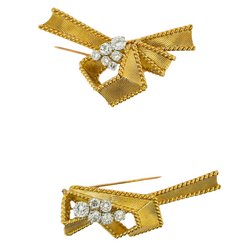 Broches Clips MAUBOUSSIN en or jaune et diamants