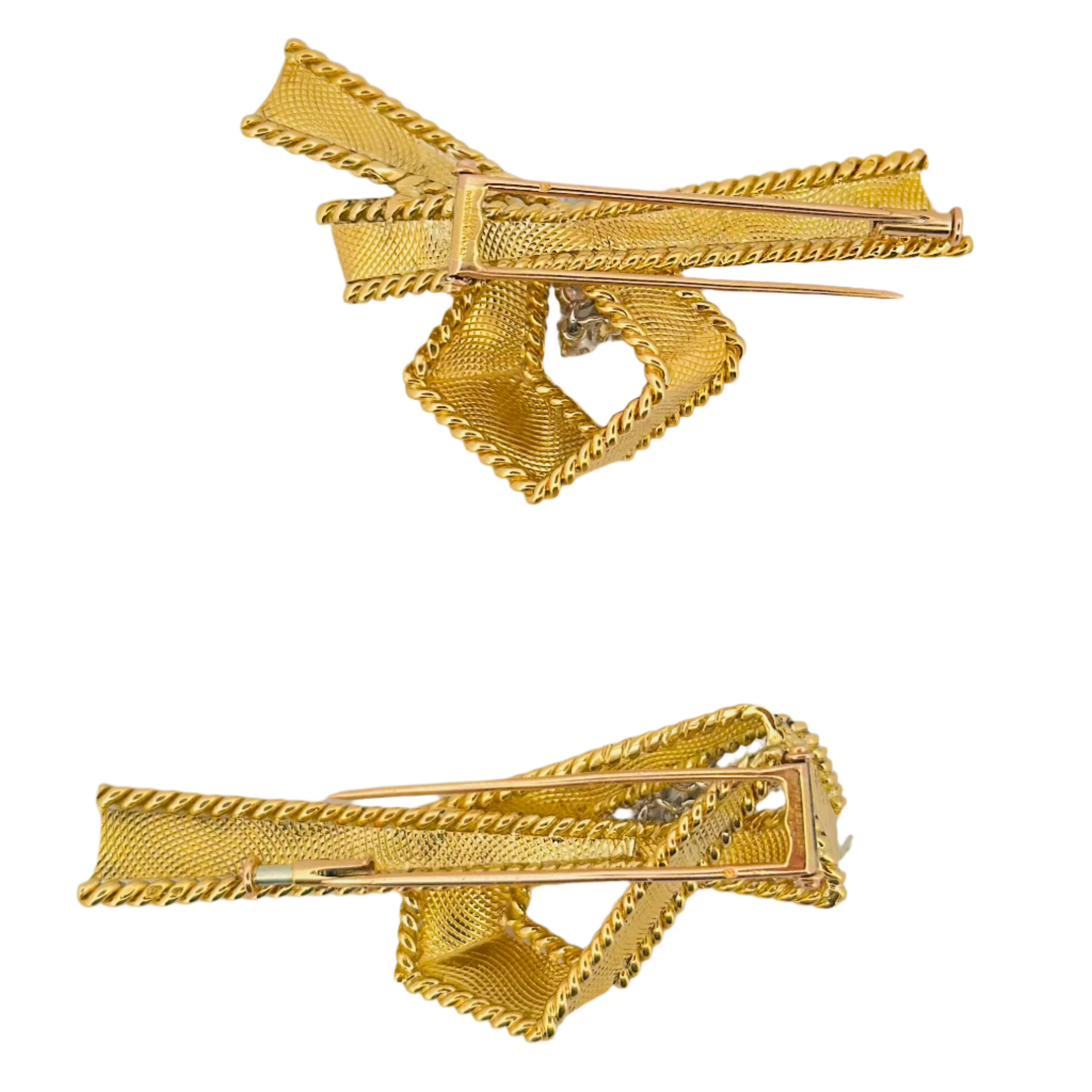 Broches Clips MAUBOUSSIN en or jaune et diamants