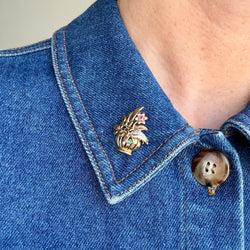 Broche panier fleuri