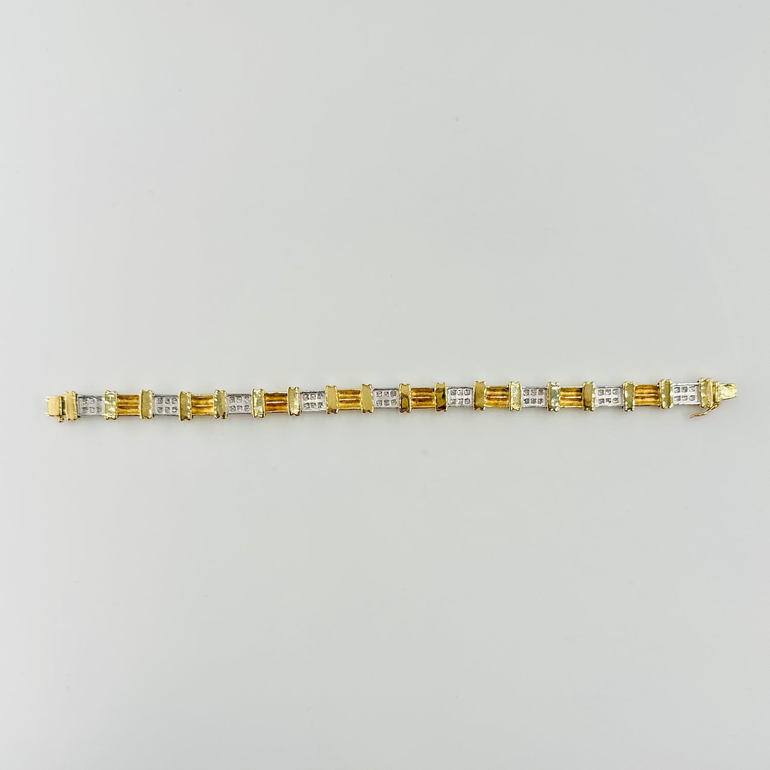 Bracelet en or jaune, or blanc et diamants