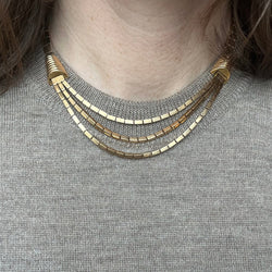 Collier or trois rangs articulé