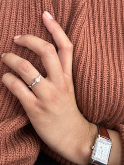 Solitaire CHAUMET en or blanc et diamants