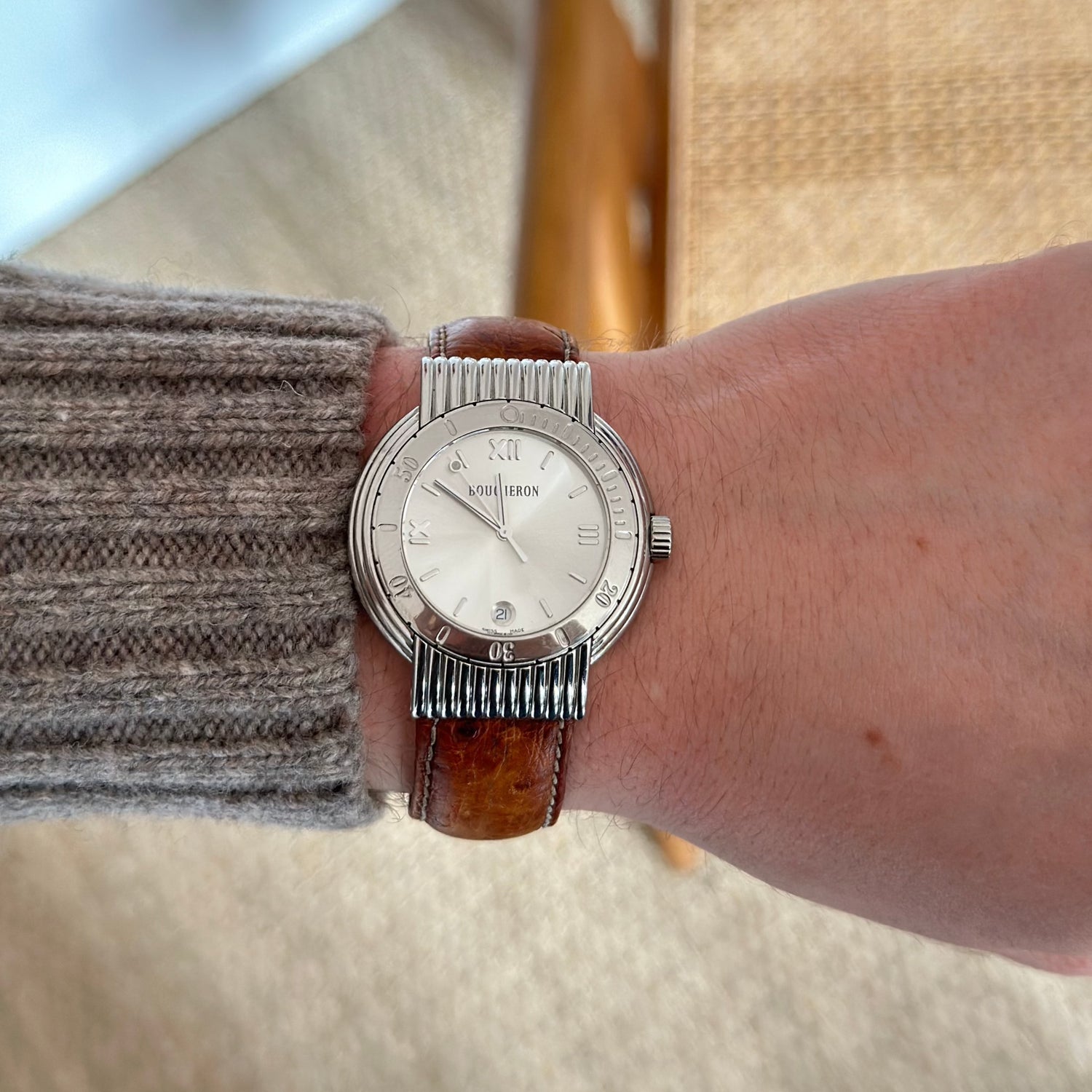 Montre BOUCHERON "Solis" GM en acier et cuir