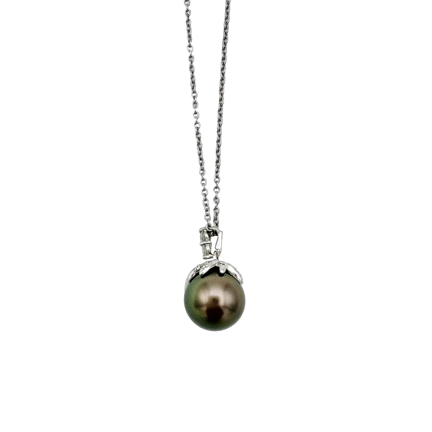 Collier Pendentif TIFFANY & CO. en or blanc, perle grise et diamants