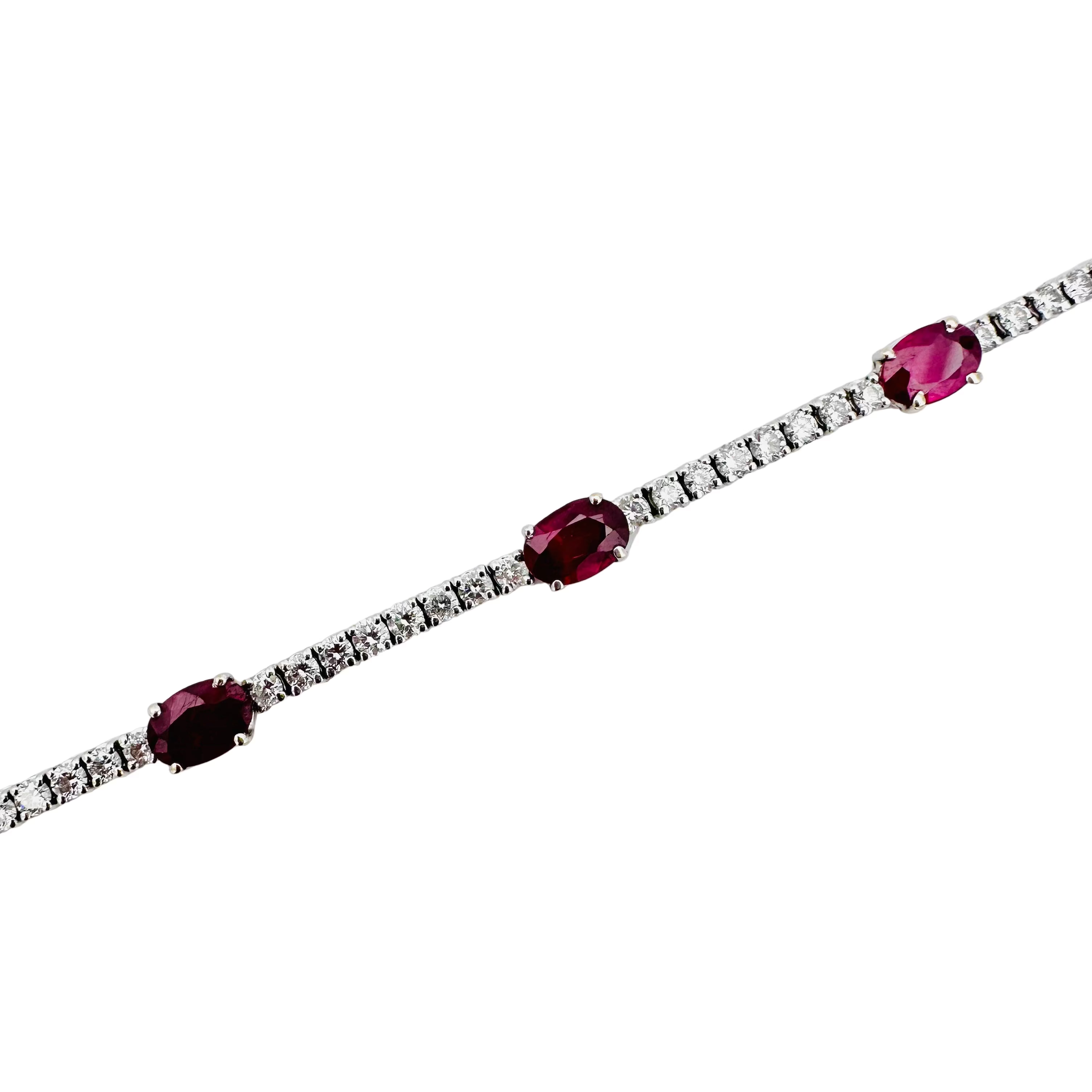 Bracelet Ligne tennis en or blanc diamants et rubis