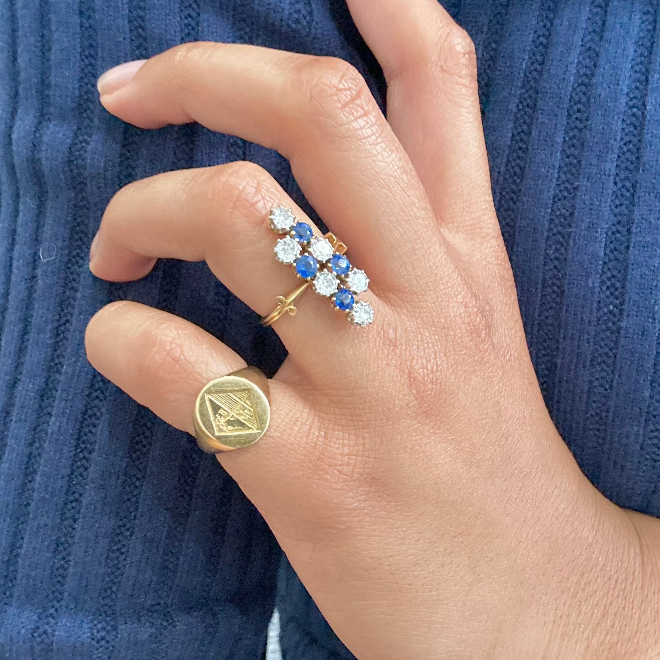 Bague Marquise en or jaune saphir et diamants