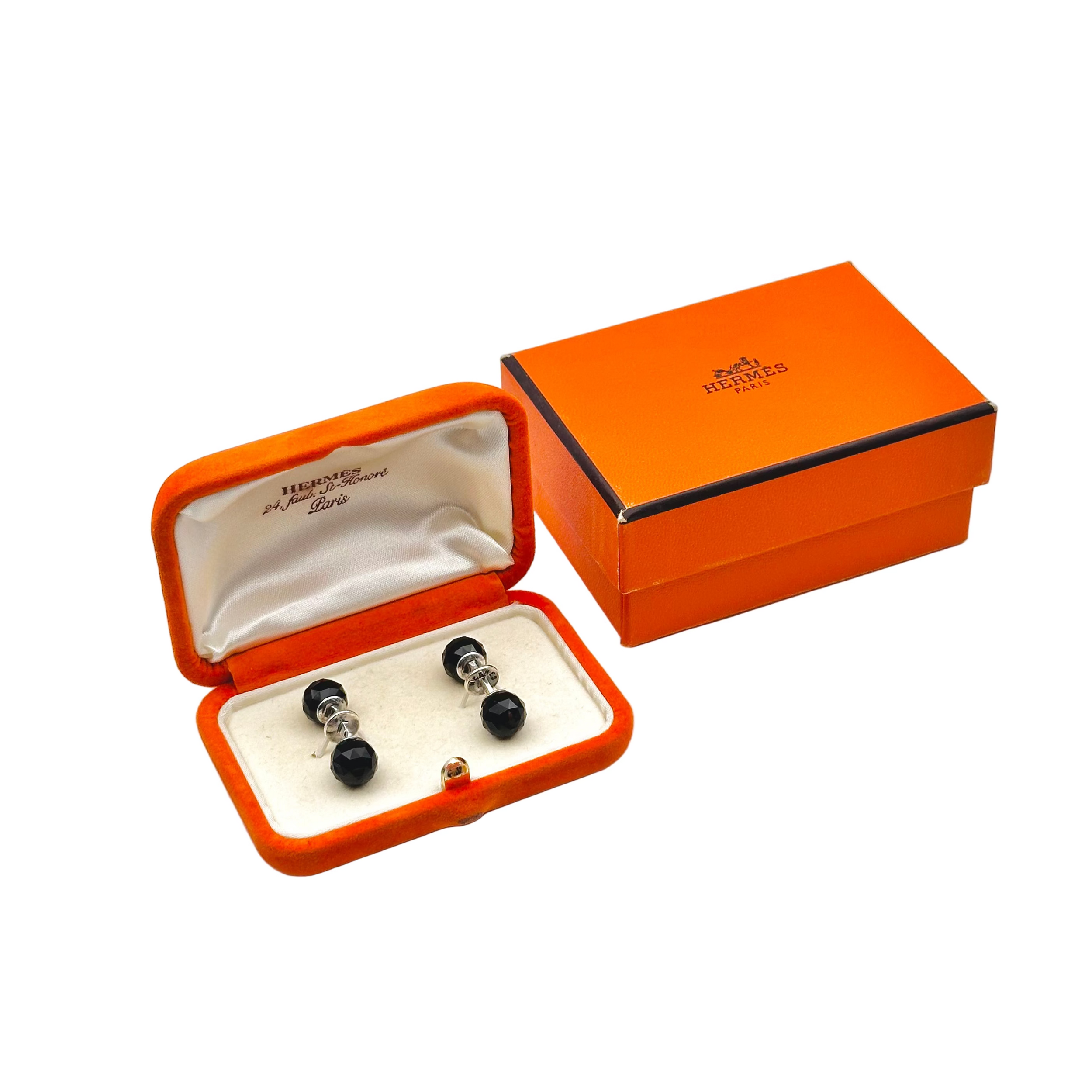 Boutons de manchette HERMÈS en argent et onyx