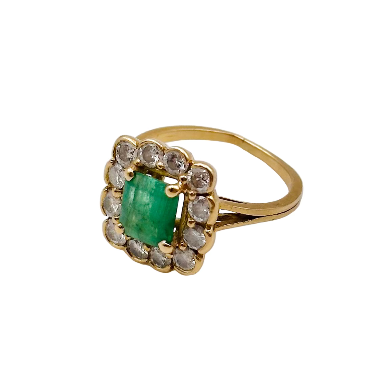 Bague Entourage en or jaune, émeraude et diamants