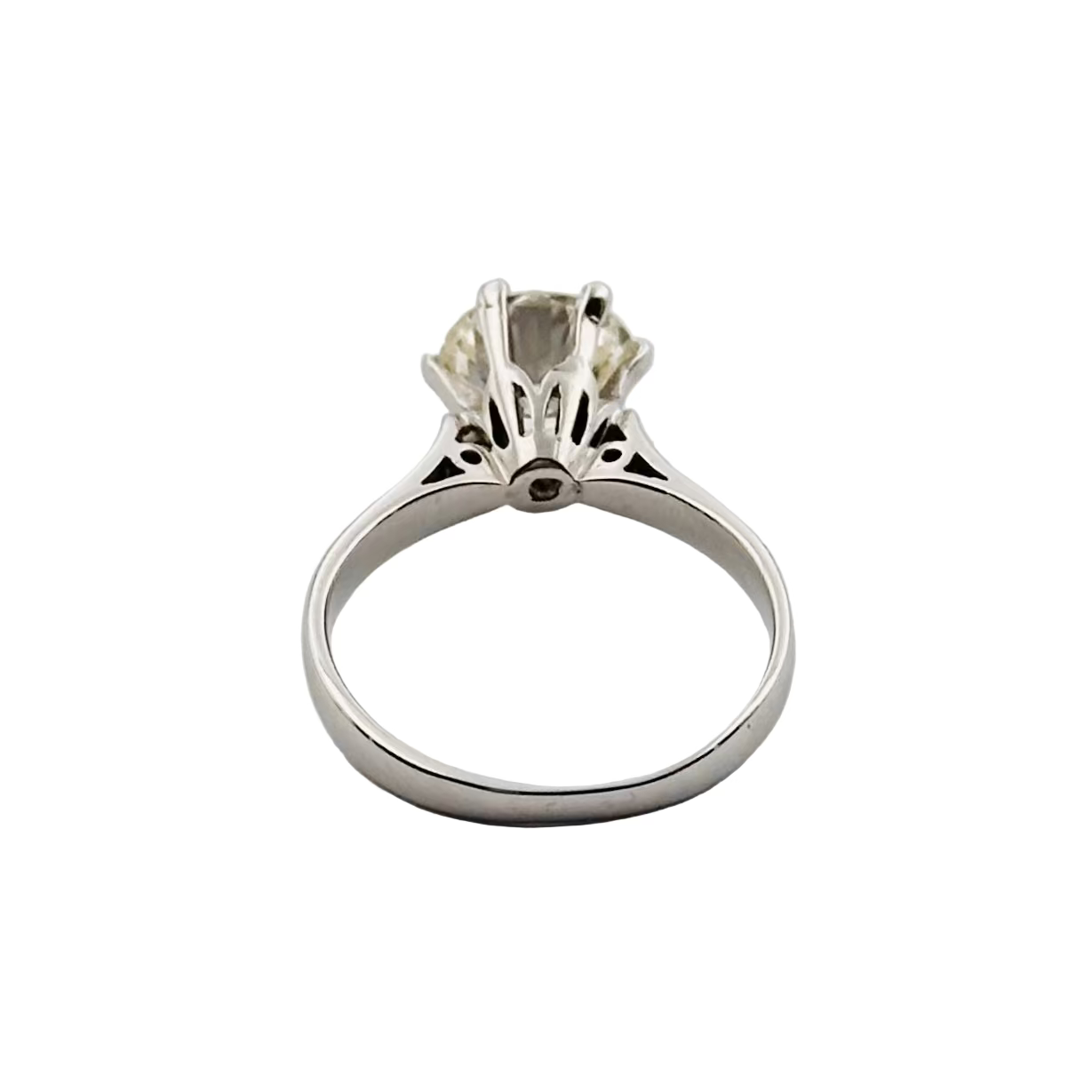 Bague solitaire en or blanc et diamant