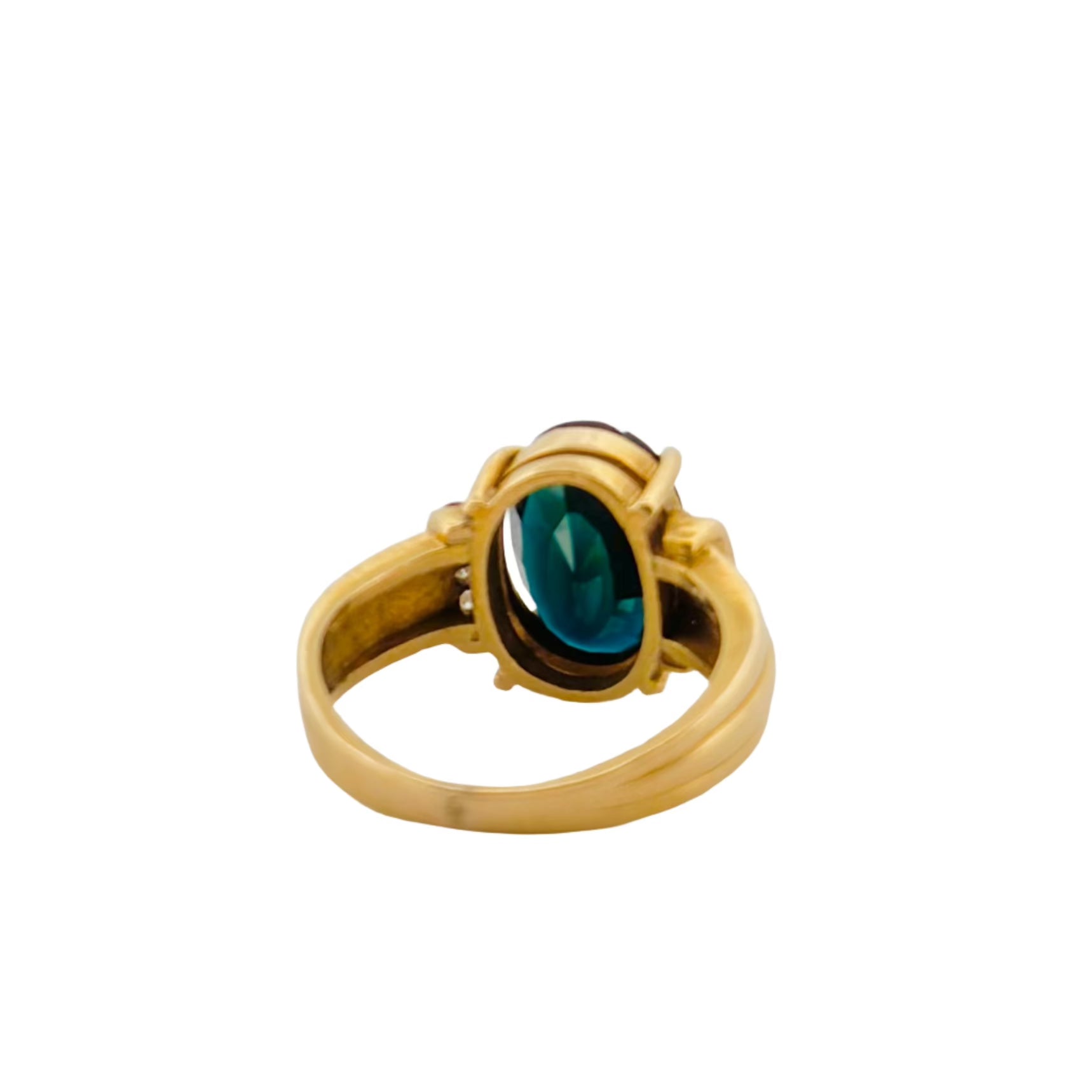 Bague en or jaune saphir et diamants