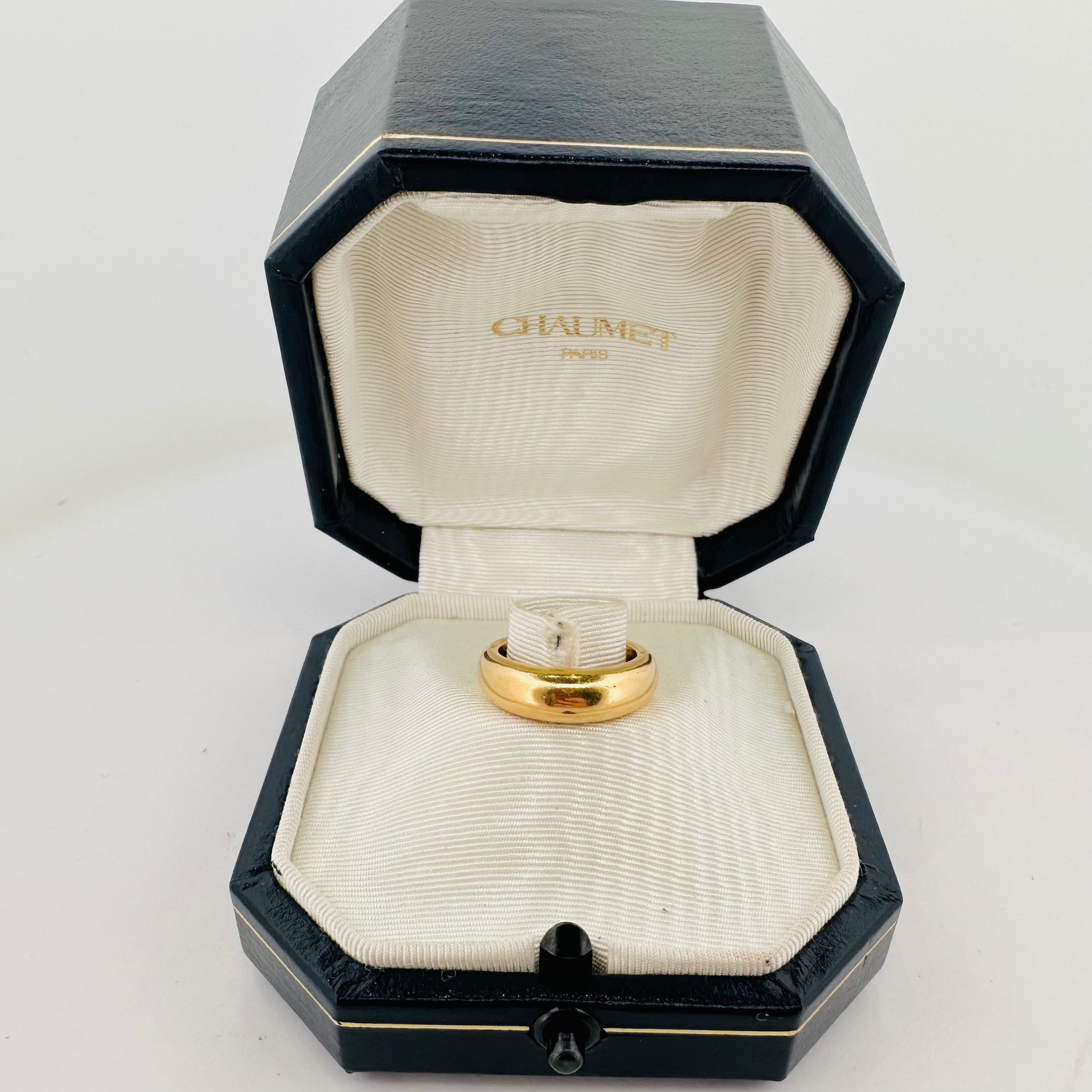 CHAUMET Yellow Gold Bangle Ring