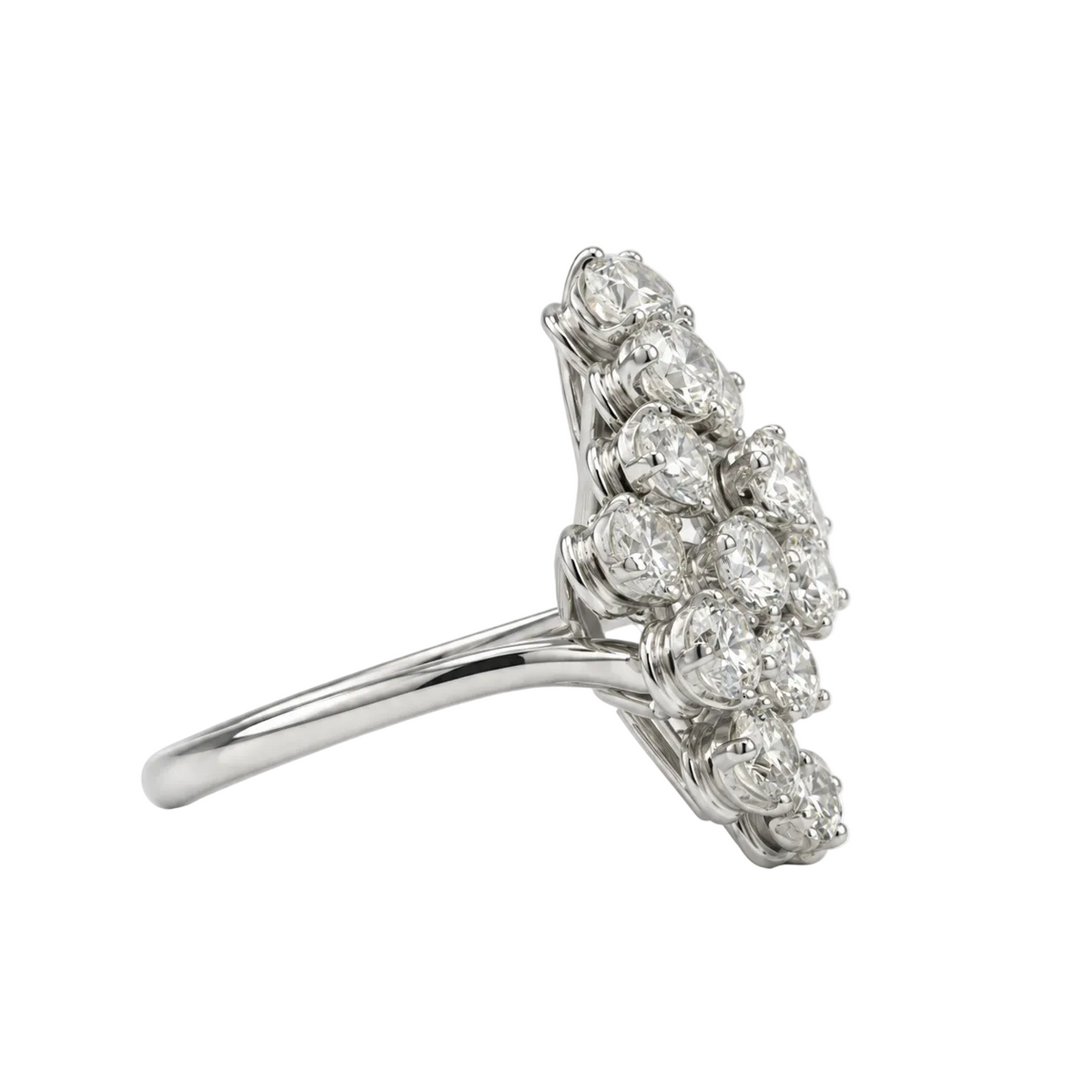 Bague Cocktail en platine et diamants