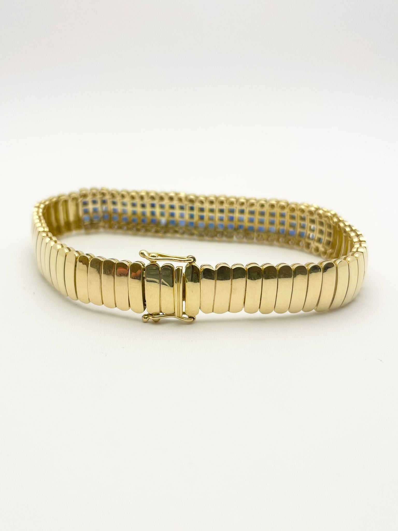 Bracelet Maille en or jaune, saphirs et diamants