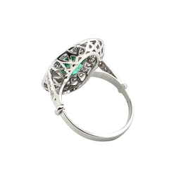 Bague Entourage en or blanc, émeraude et diamants