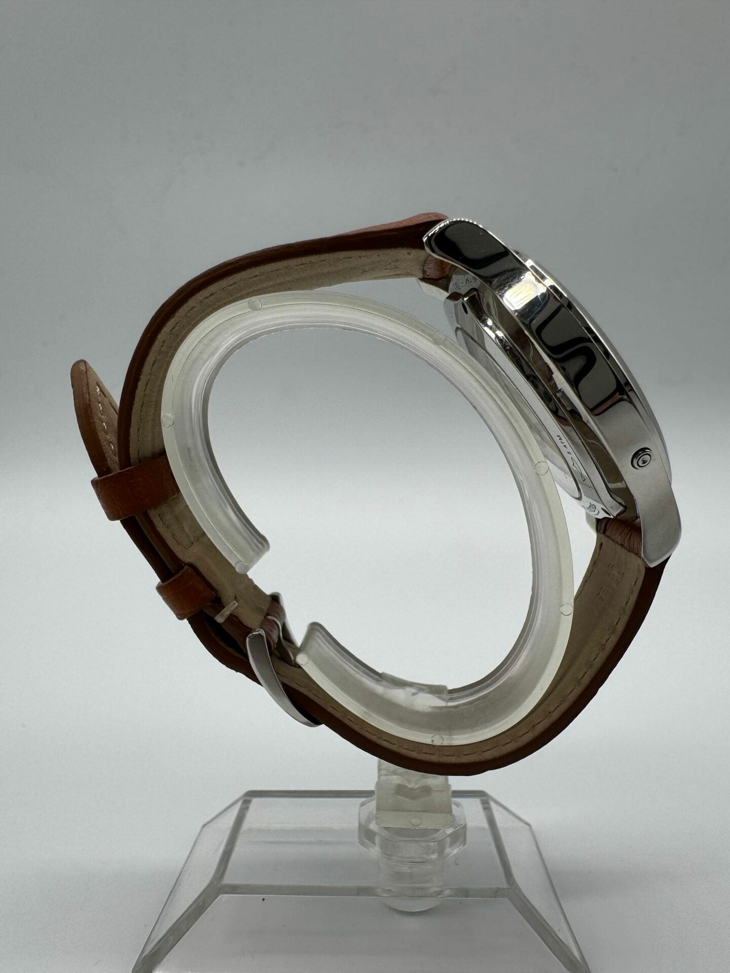 Montre JAEGER-LECOULTRE "Master Control" en acier et cuir