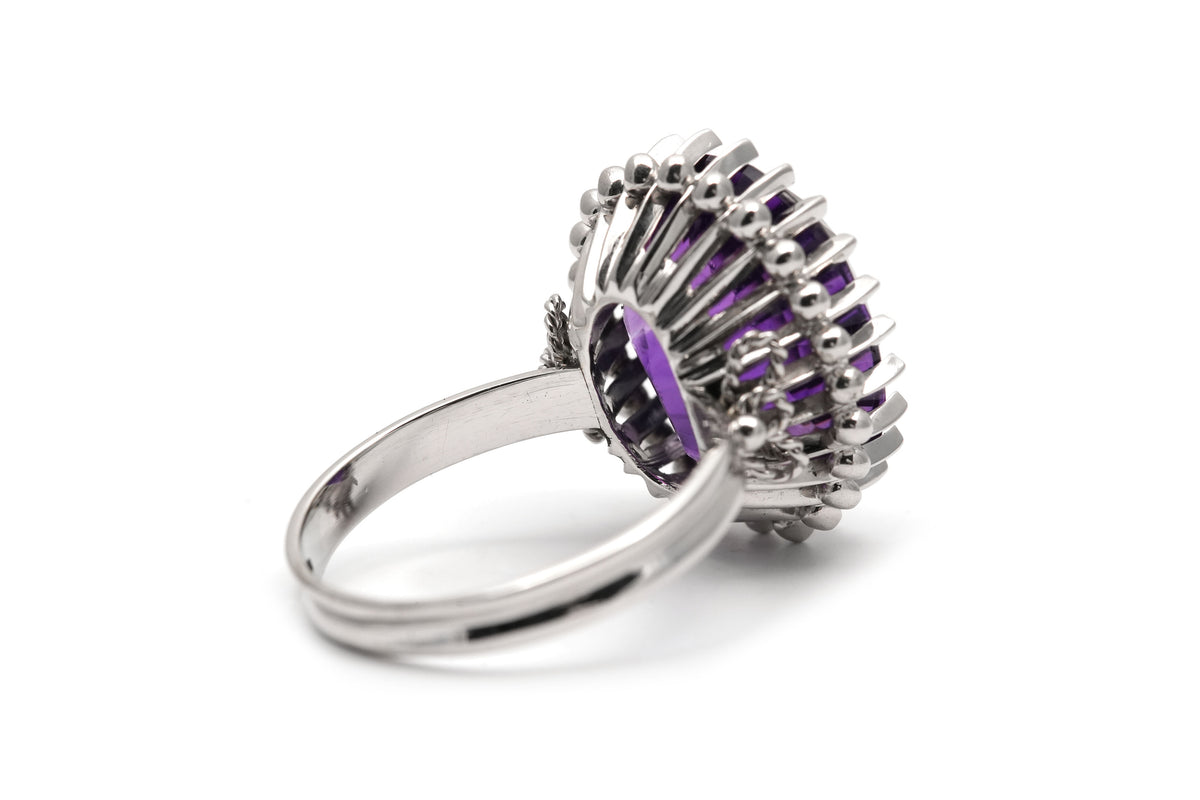 Bague Cocktail en or blanc et améthyste