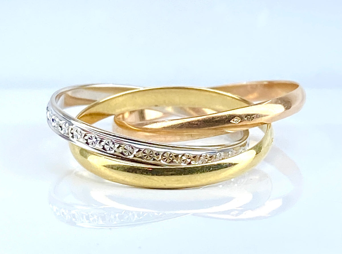 Bague en ors de couleurs