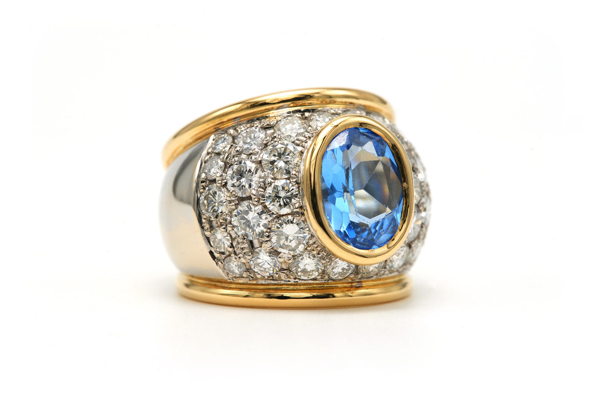 Bague Cocktail en or blanc, or jaune, topaze et diamants