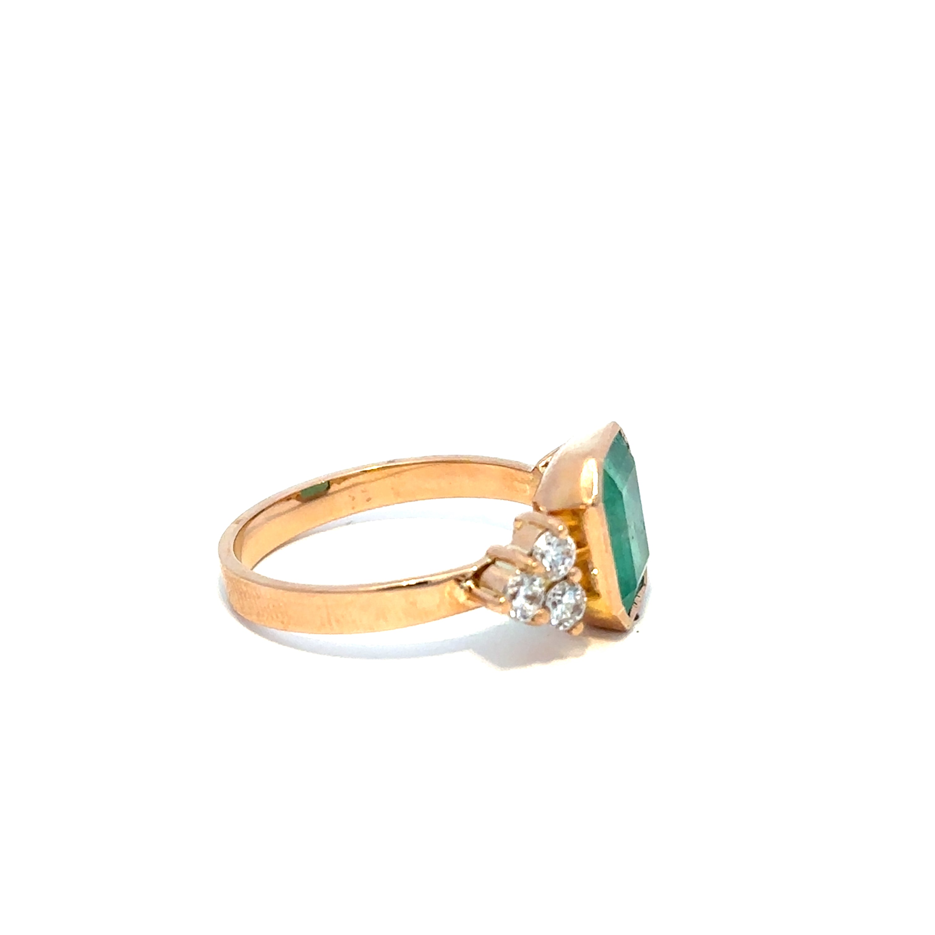 Bague Trilogie en or jaune, émeraude et diamants