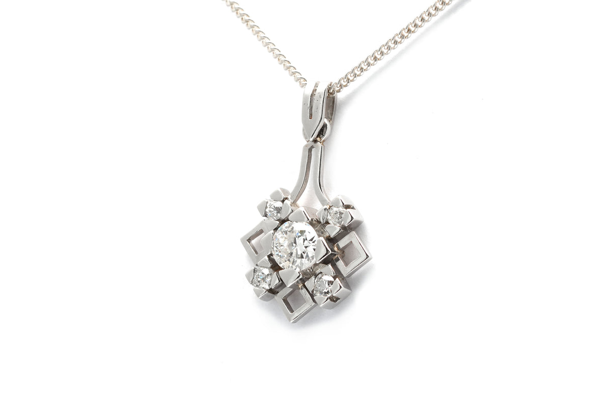 Pendentif en platine et diamants