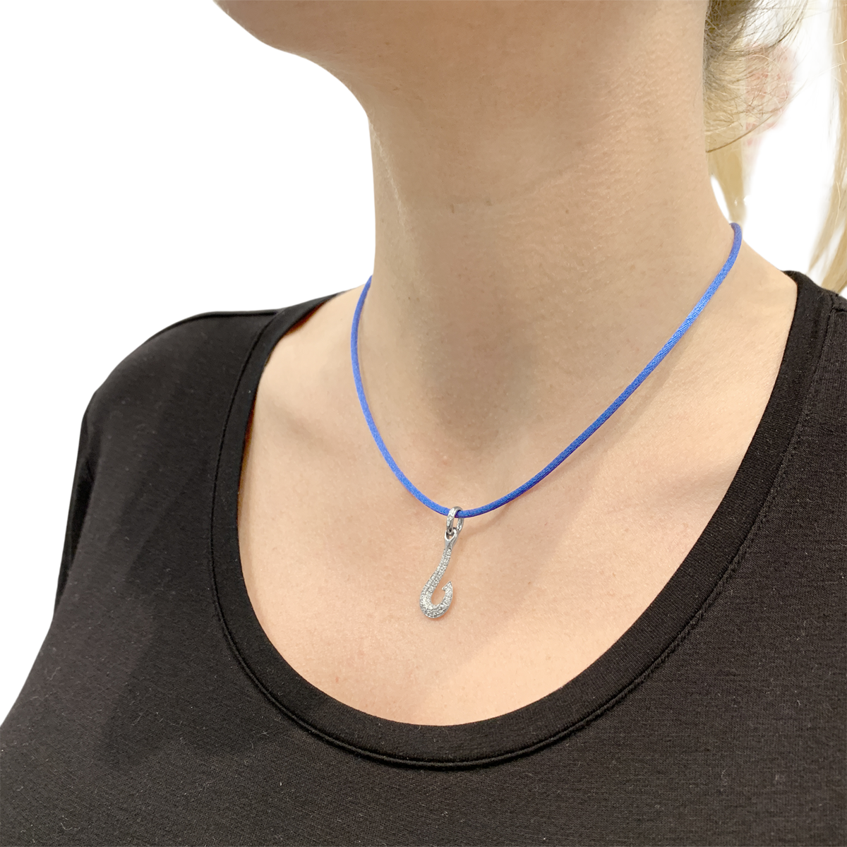Pendentif POMELLATO Amo en or blanc et diamants